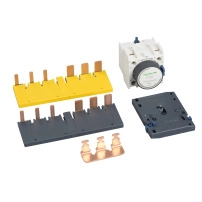 SCHNEIDER ELECTRIC Kit for assembling star delta starters, for LC1D40A-D80A, with time delay block